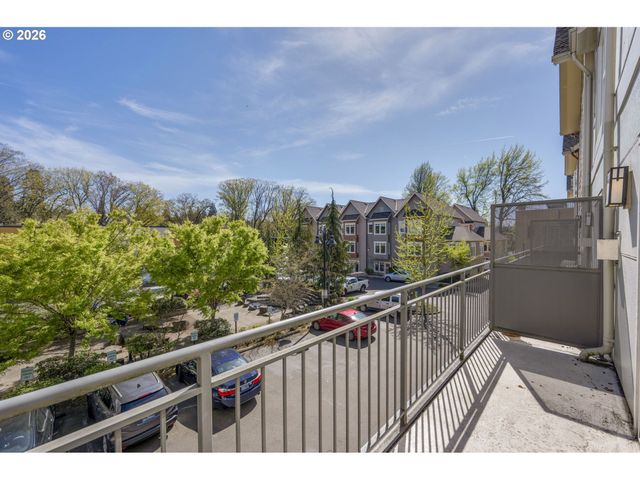 10606 Se MAIN St 204, Milwaukie, OR 97222