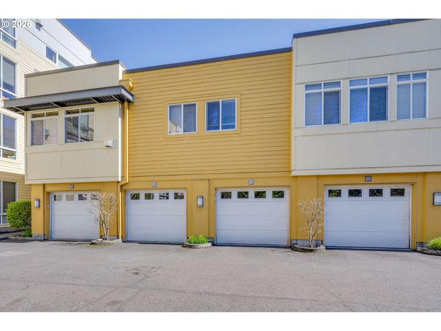 10606 Se MAIN St 204, Milwaukie, OR 97222