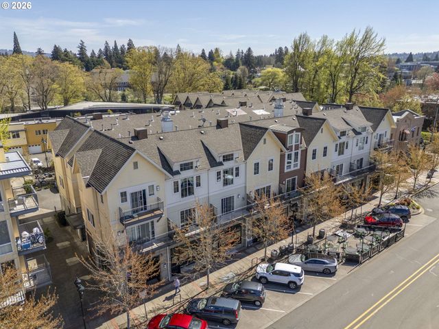 10606 Se MAIN St 204, Milwaukie, OR 97222