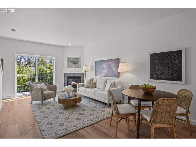 10606 Se MAIN St 204, Milwaukie, OR 97222