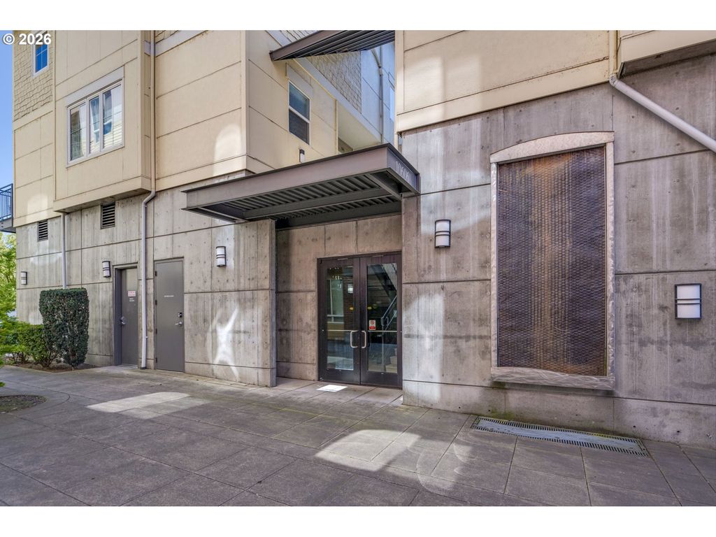 10606 Se MAIN St 204, Milwaukie, OR 97222