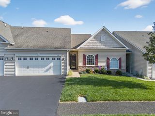 103 LINCOLN DR #235, North Wales, PA 19454