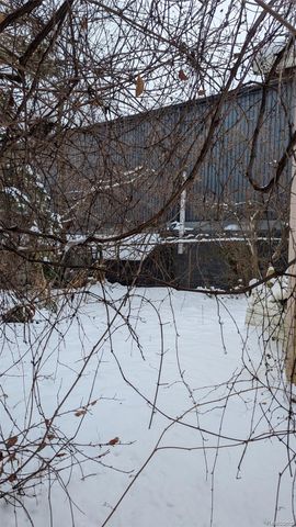 447 E Wilson Avenue, Pontiac, MI 48341