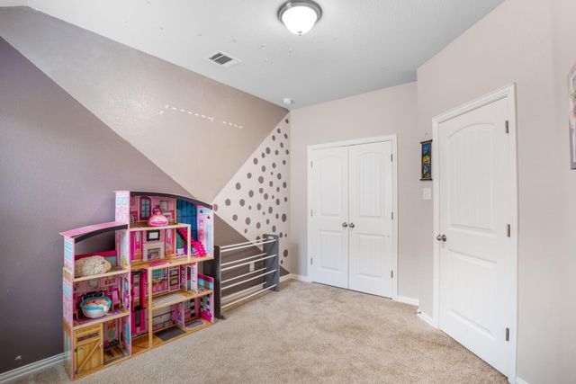 804 Farm House DR, Hutto, TX 78634