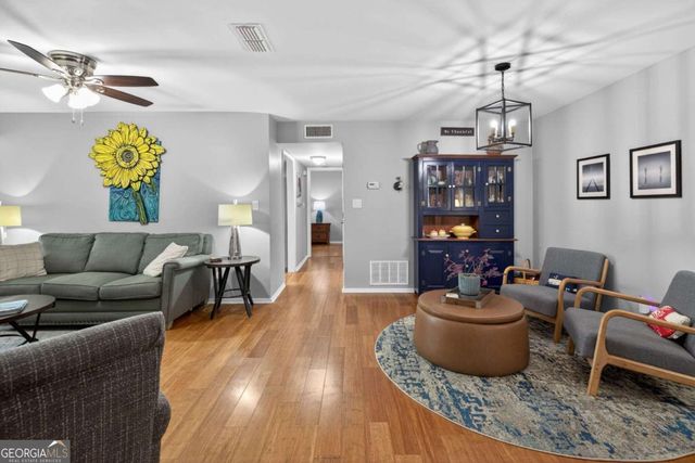 3019 Canyon Point Circle, Roswell, GA 30076