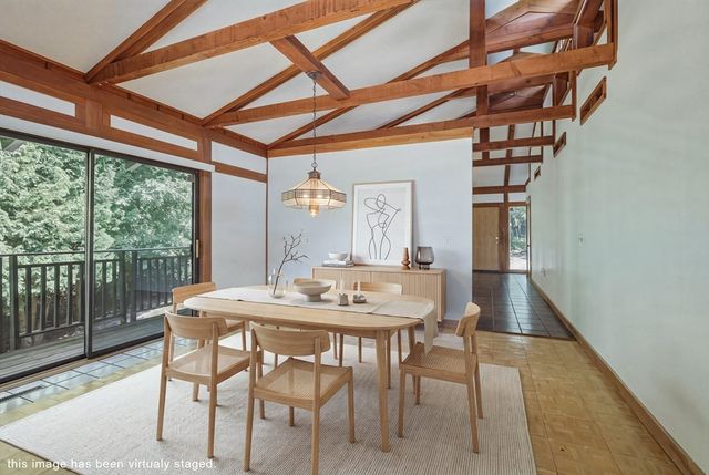 5 Laurel Ridge Dr, Belchertown, MA 01007