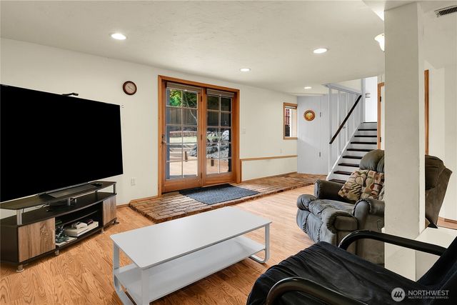 3126 170th Street SW, Lynnwood, WA 98037