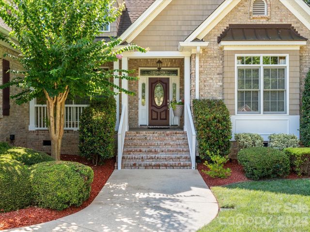 506 Little Cove Lane, Clover, SC 29710