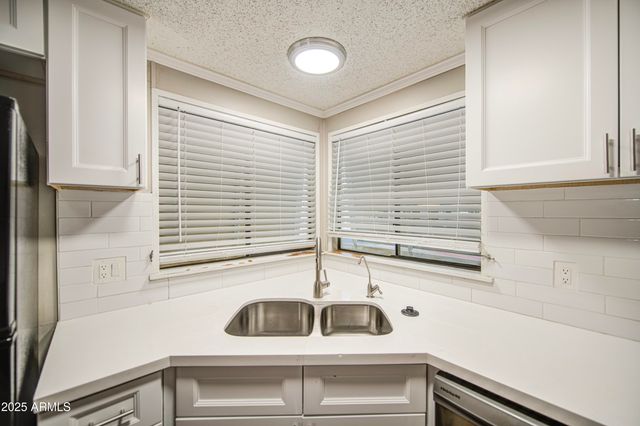 8601 N 103RD Avenue 151, Peoria, AZ 85345