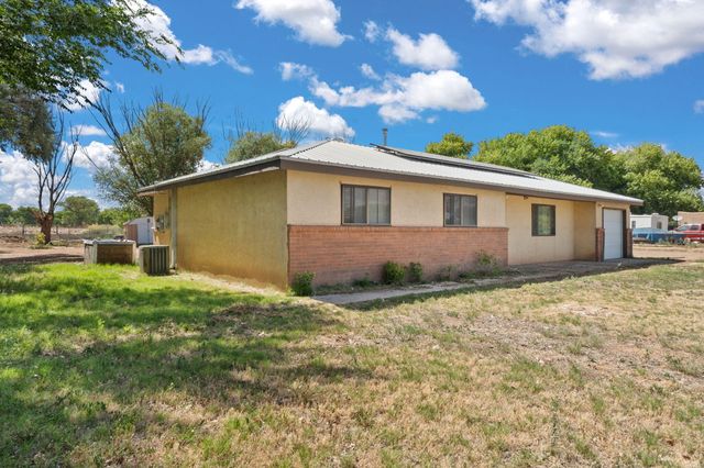 20 Cactus Drive, Los Lunas, NM 87031