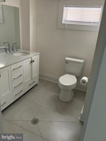 1228 W LAFAYETTE ST, Norristown, PA 19401