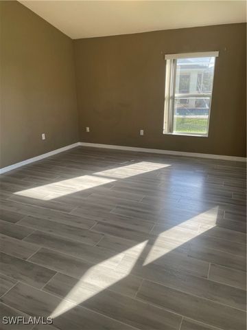 8421 GASSNER WAY, Lehigh Acres, FL 33972