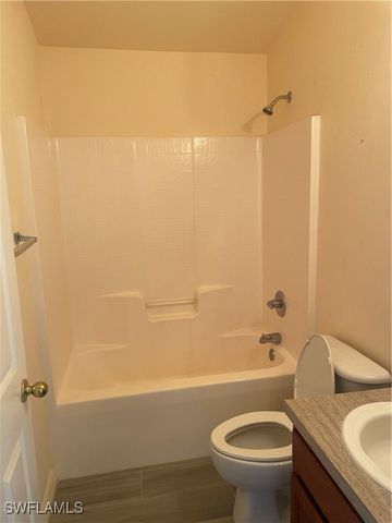 8421 GASSNER WAY, Lehigh Acres, FL 33972