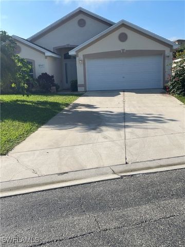 8421 GASSNER WAY, Lehigh Acres, FL 33972