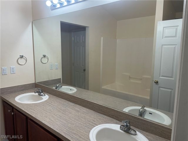 8421 GASSNER WAY, Lehigh Acres, FL 33972