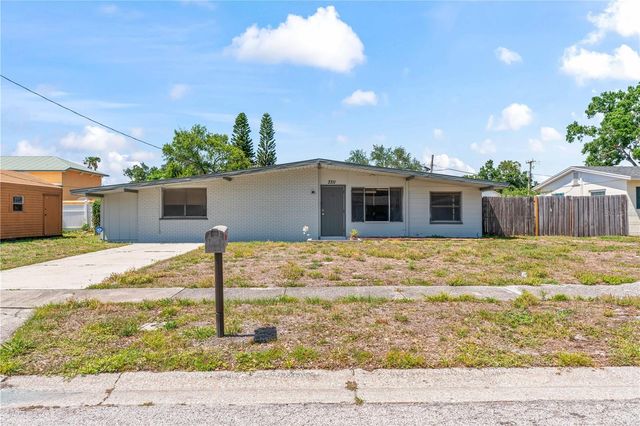3711 W LEILA AVENUE, Tampa, FL 33611