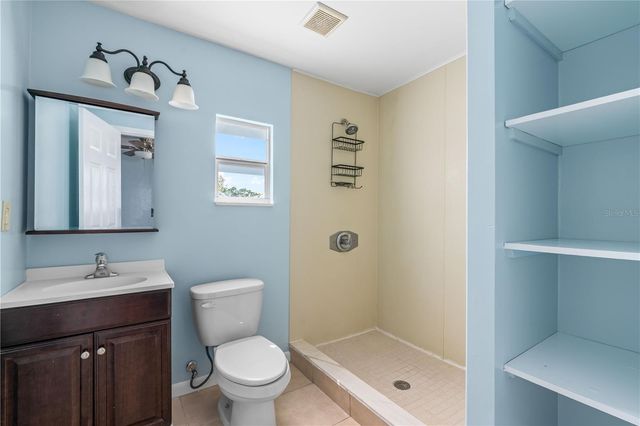 3711 W LEILA AVENUE, Tampa, FL 33611