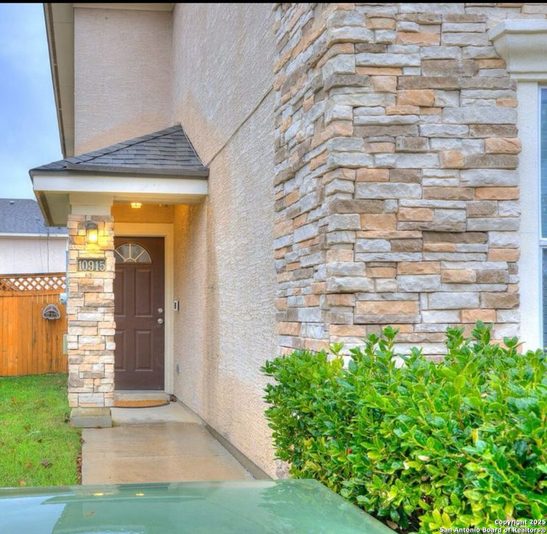 10915 Toscana Isle, San Antonio, TX 78249