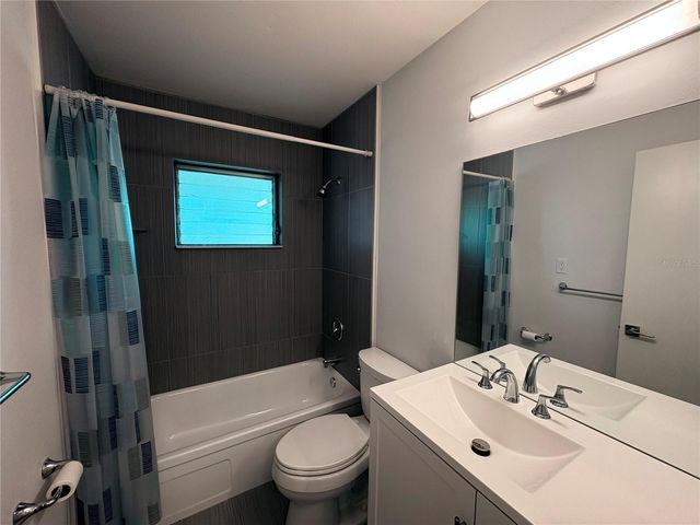 3101 BEE RIDGE ROAD 208, Sarasota, FL 34239