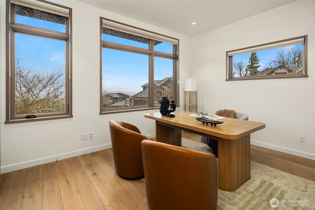 1796 Harrison Way NE, Issaquah, WA 98029