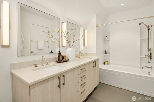 1796 Harrison Way NE, Issaquah, WA 98029