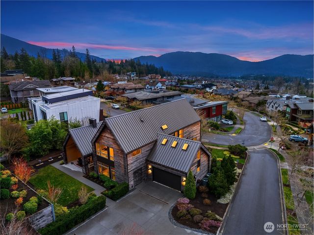 1796 Harrison Way NE, Issaquah, WA 98029