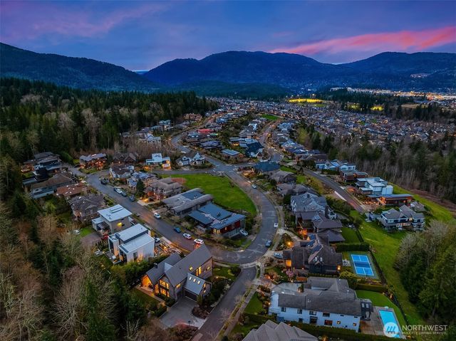 1796 Harrison Way NE, Issaquah, WA 98029