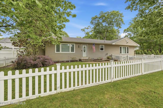 241 Lane Place, Forked River, NJ 08731