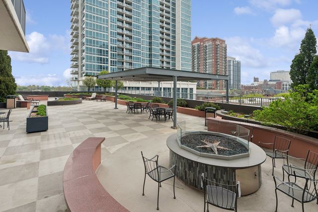 1600 S PRAIRIE Avenue 705, Chicago, IL 60616