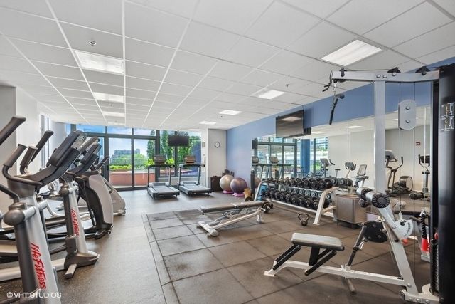 1600 S PRAIRIE Avenue 705, Chicago, IL 60616