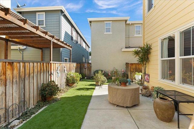 704 Tennyson Drive, Gilroy, CA 95020