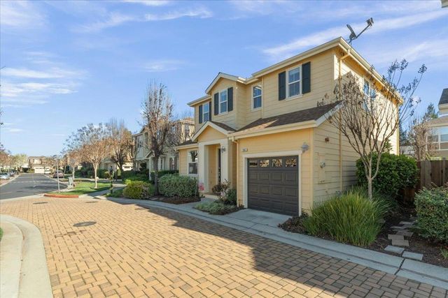 704 Tennyson Drive, Gilroy, CA 95020