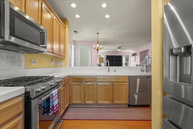 704 Tennyson Drive, Gilroy, CA 95020