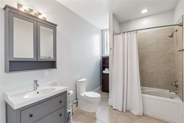 928 Western Ave, Allegheny West, PA 15233