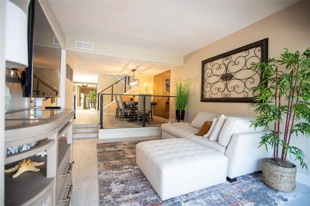 4203 FAIRWAY RUN 4203, Tampa, FL 33618