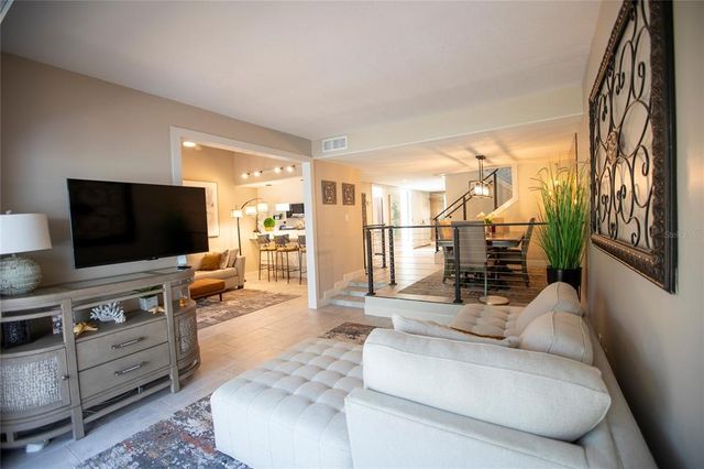 4203 FAIRWAY RUN 4203, Tampa, FL 33618