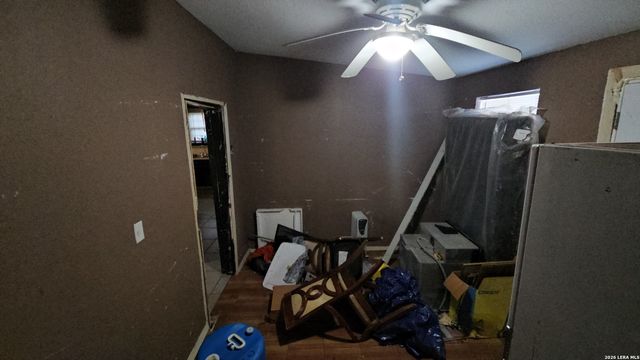 1819 W Wildwood, San Antonio, TX 78201