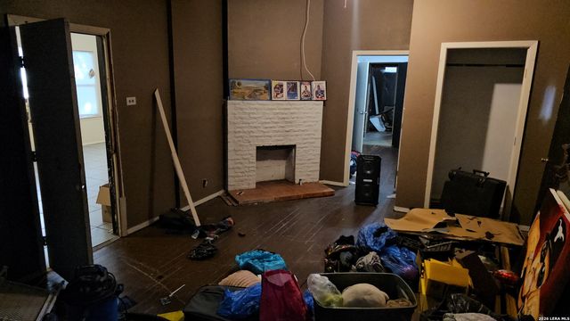 1819 W Wildwood, San Antonio, TX 78201
