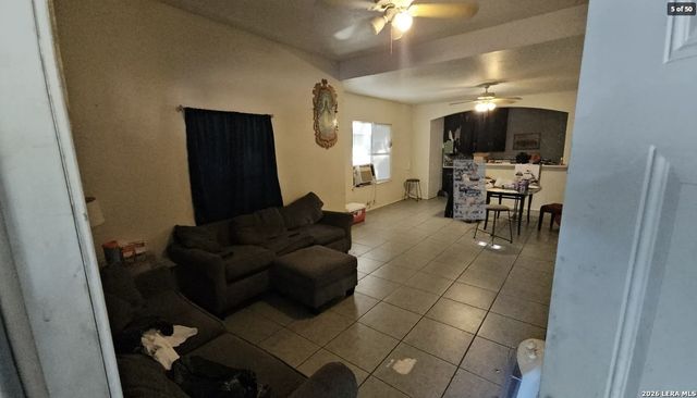 1819 W Wildwood, San Antonio, TX 78201