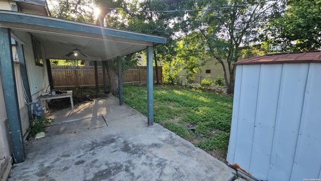 1819 W Wildwood, San Antonio, TX 78201