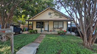 1819 W Wildwood, San Antonio, TX 78201