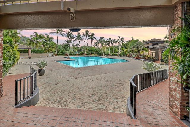3990 Lansing Avenue, Cooper City, FL 33026