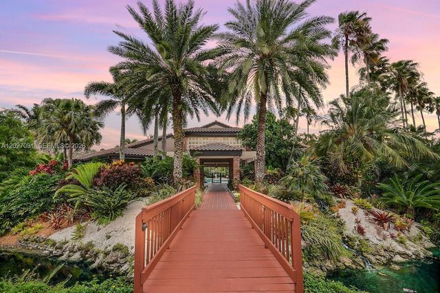 3990 Lansing Avenue, Cooper City, FL 33026