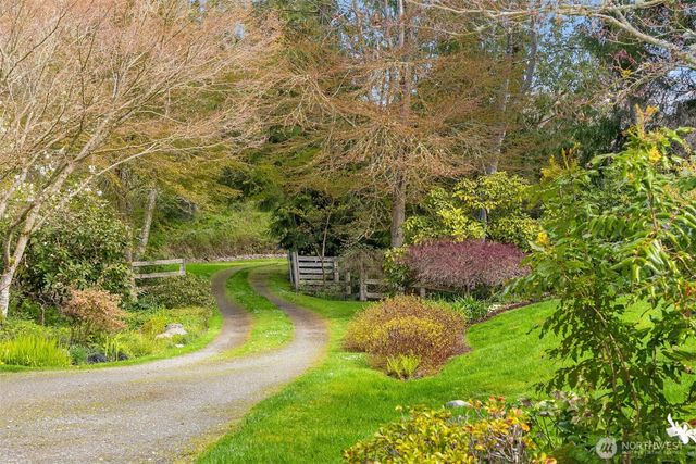 37695 Hansville Road NE, Hansville, WA 98340