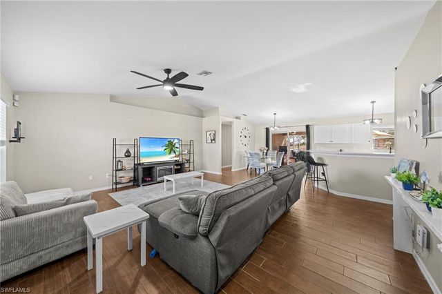 2241 NW 2nd AVE, Cape Coral, FL 33993