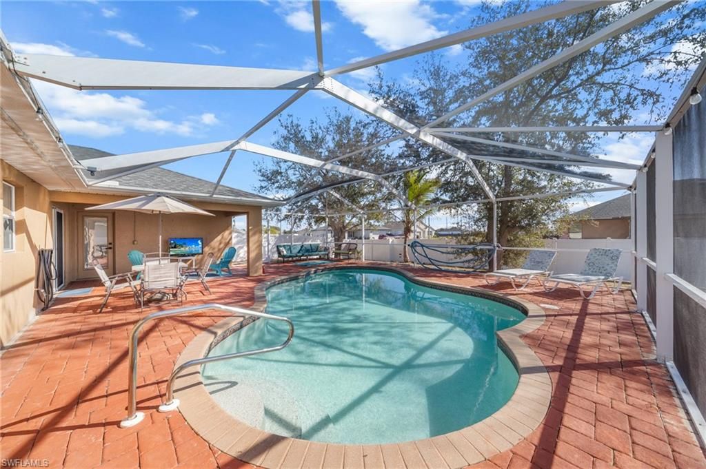 Image 5 of property listing at 2241 NW 2nd AVE, Cape Coral, FL 33993