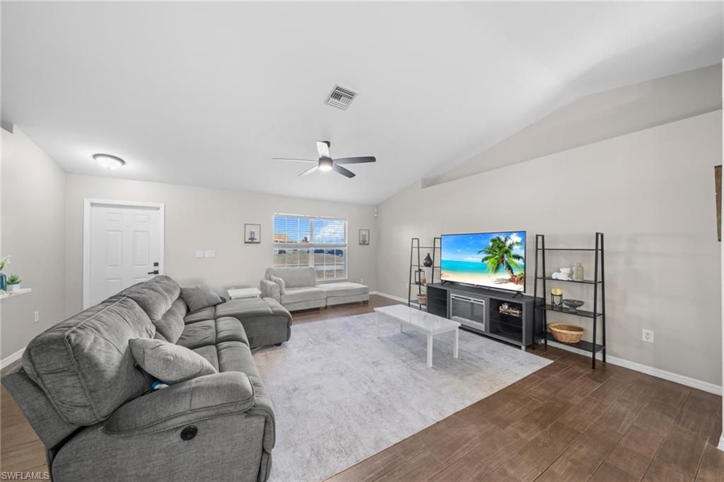 Image 7 of property listing at 2241 NW 2nd AVE, Cape Coral, FL 33993