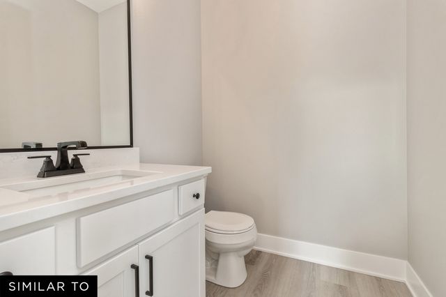 2515 NW North Creek Court, Ankeny, IA 50023