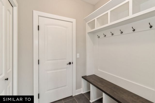 2515 NW North Creek Court, Ankeny, IA 50023