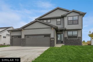 2515 NW North Creek Court, Ankeny, IA 50023